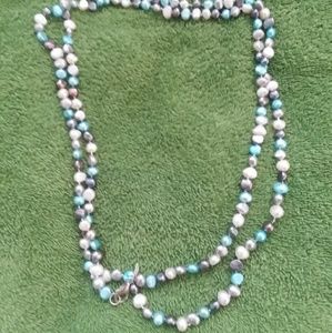 Fresh water cultered pearl necklace